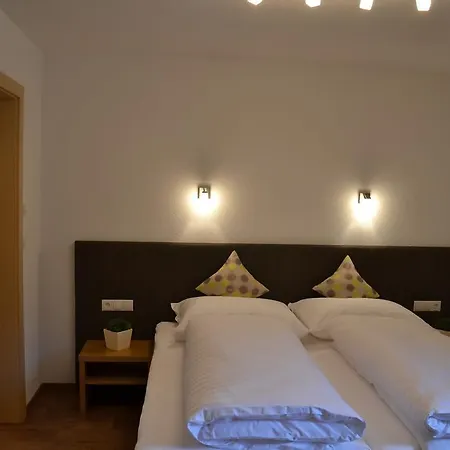 Apart Eggli Apartment