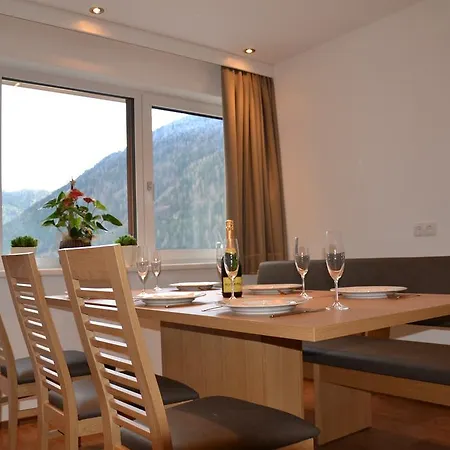 Apart Eggli Apartment